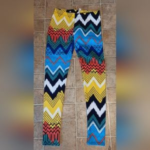 WINK BOUTIQUE CHEVRON LEGGINGS NWT SZ M